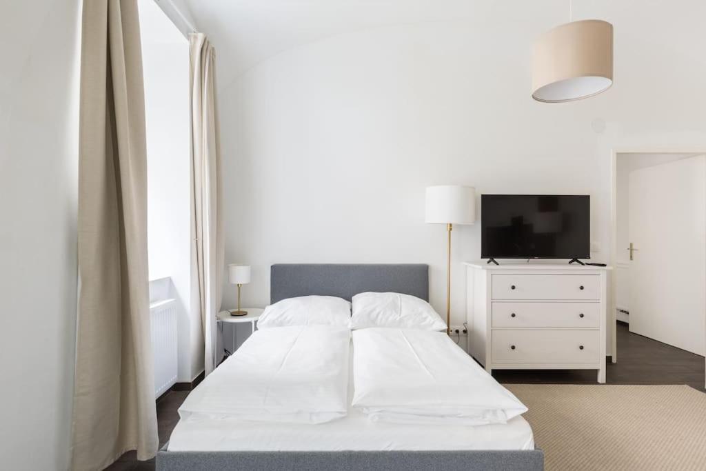 Free Parking I 500 Mbit Wifi I Kingsize Bed Apartment Vienna Luaran gambar